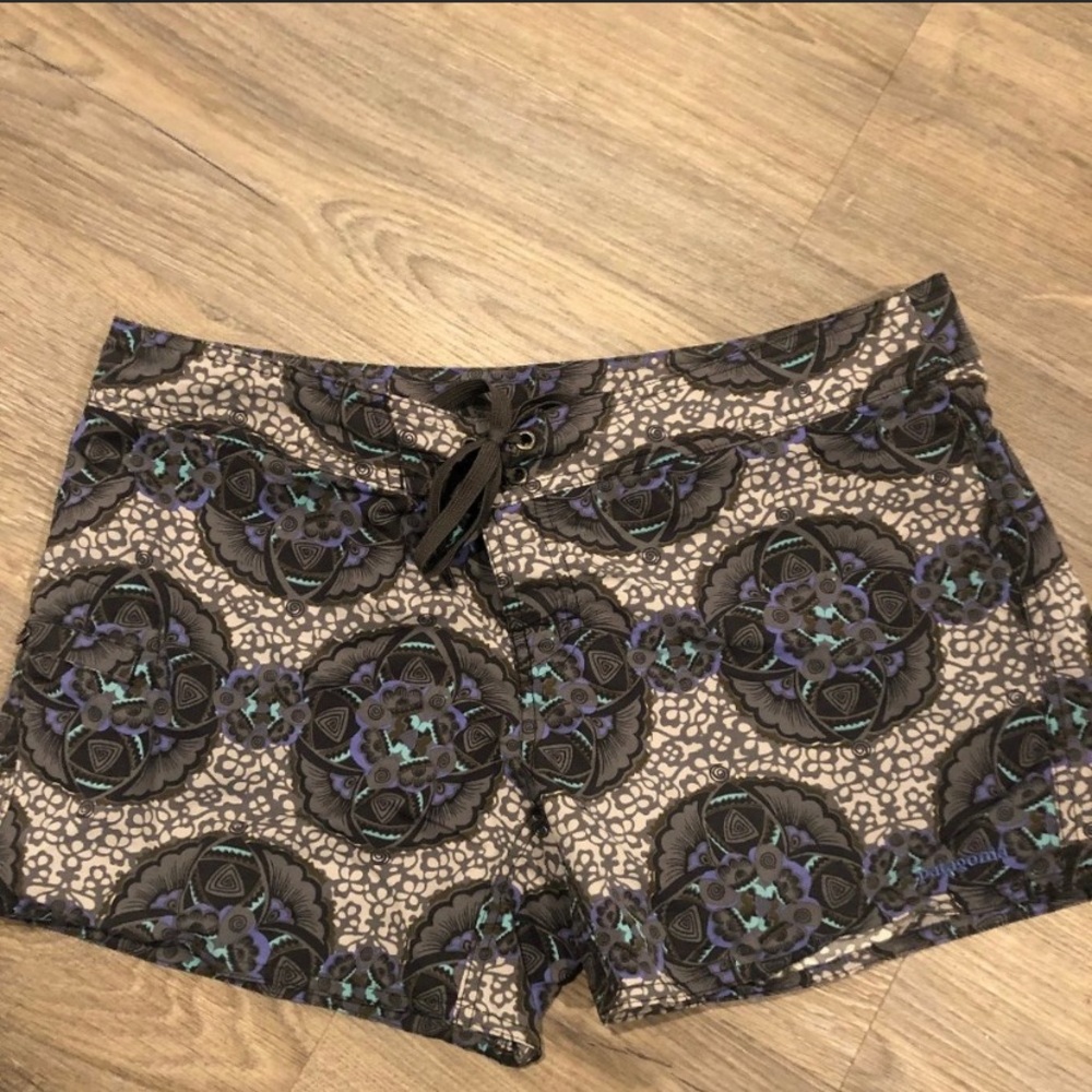 Patagonia swim board shorts Size 10